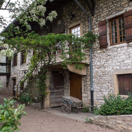 Logis Hotel Restaurant La Vieille Ferme, Macon Nord Sancé Exteriör bild