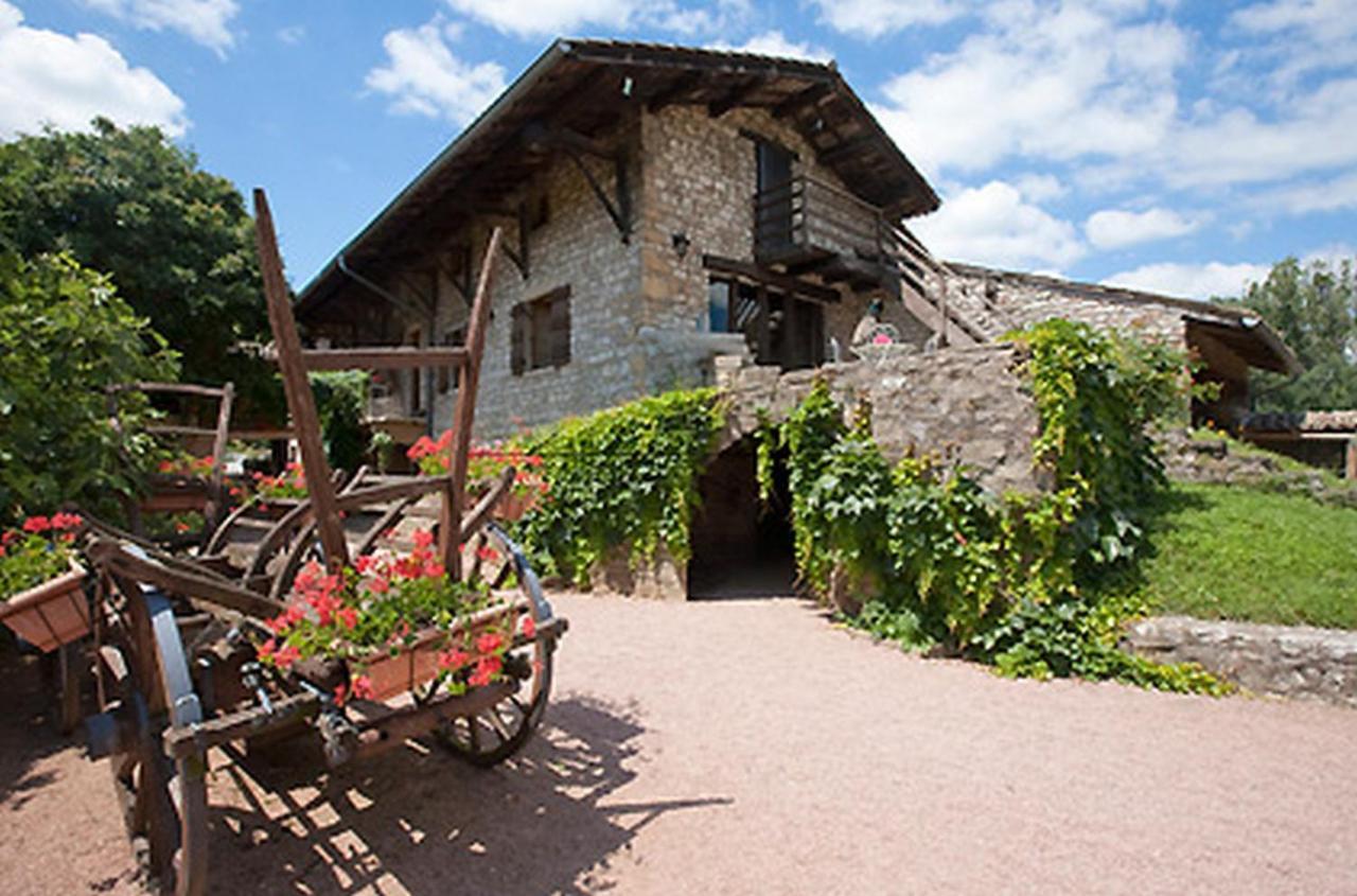 Logis Hotel Restaurant La Vieille Ferme, Macon Nord Sancé Exteriör bild